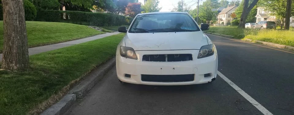2010 Scion tC - Image 2 of 4