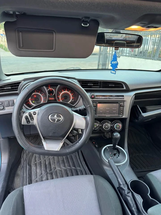 2014 Scion tC - Image 5 of 8