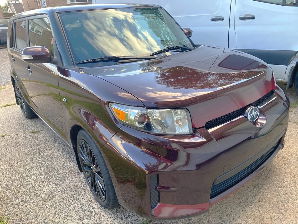 2011 Scion xB - Image 2 of 8
