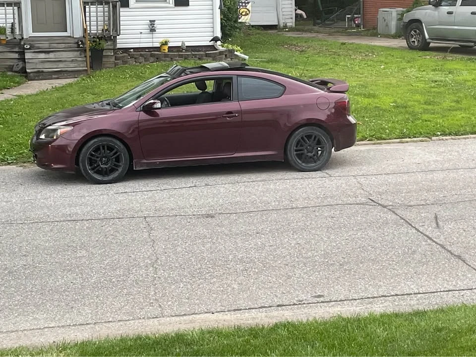 Scion tC - Image 7 of 8