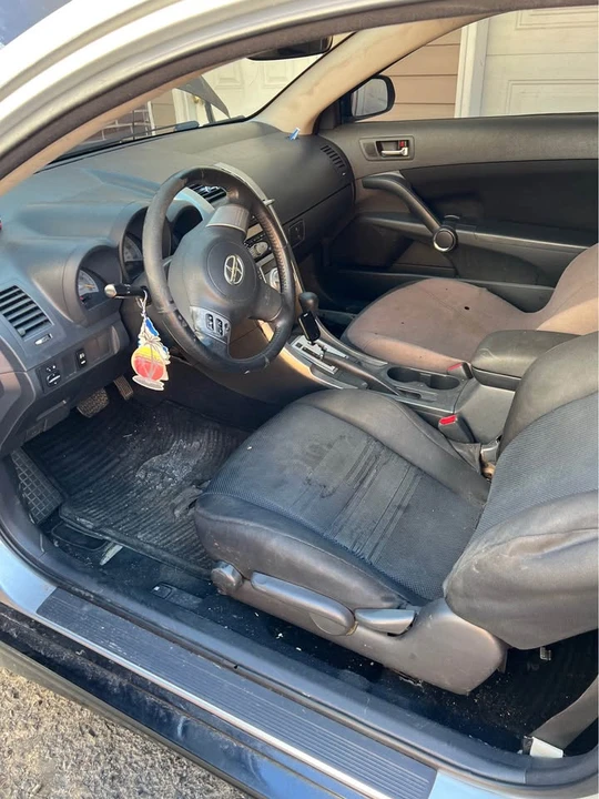 2005 Scion tC - Image 6 of 8