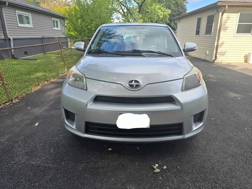 2009 Scion xD - Image 5 of 10