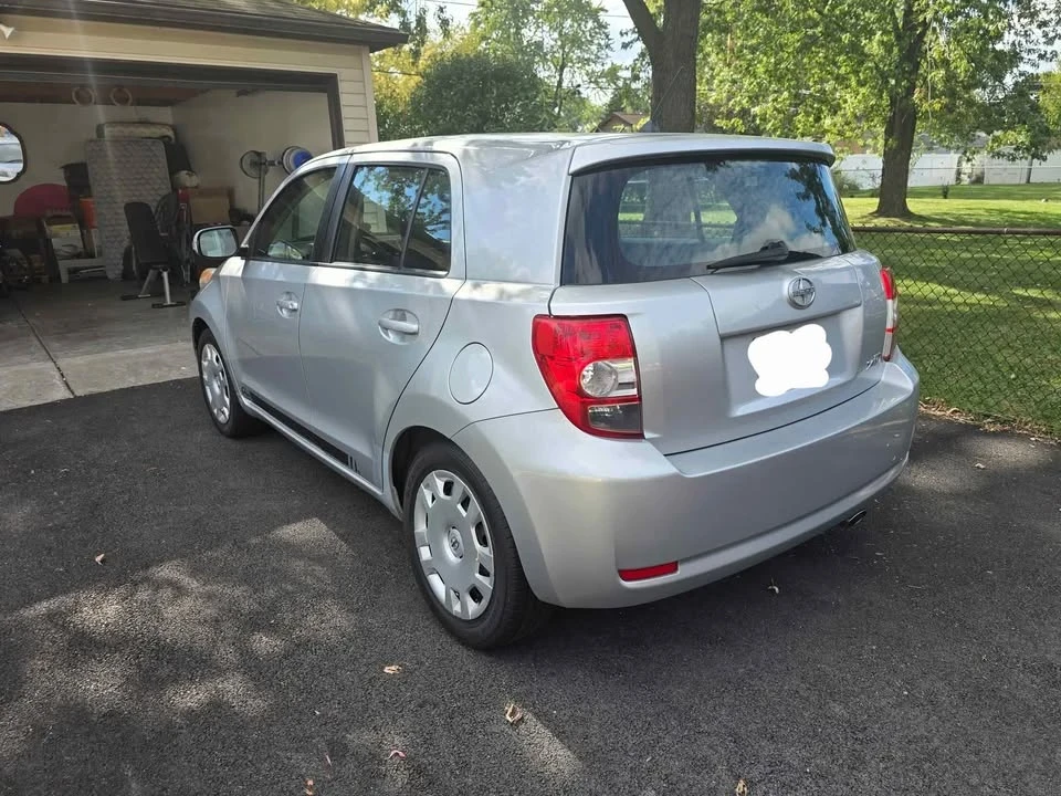 2009 Scion xD - Image 3 of 10