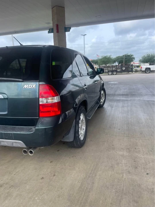 2001 Acura MDX 1st Gen - Image 2 of 6