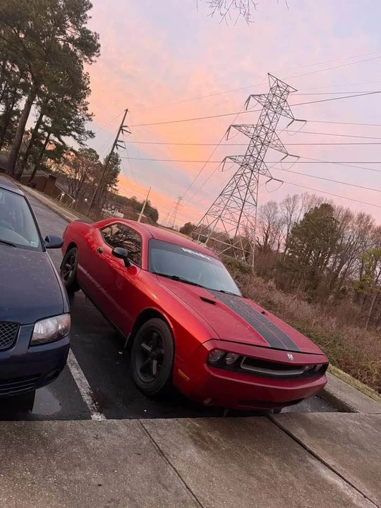 2010 Dodge Challenger 3rd Gen - Image 2 of 4