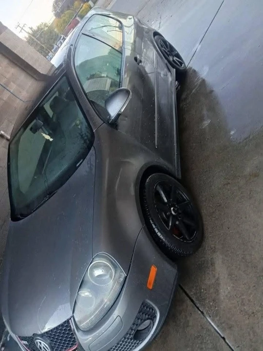 2009 Volkswagen GTI Mk5 - Image 2 of 4