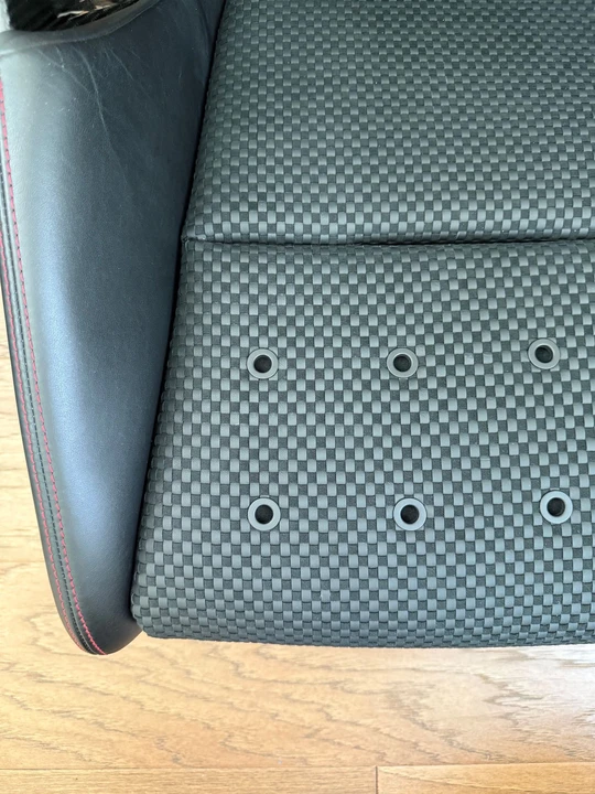 Parts & Memorabilia Seats & Interior - Image 5 of 10