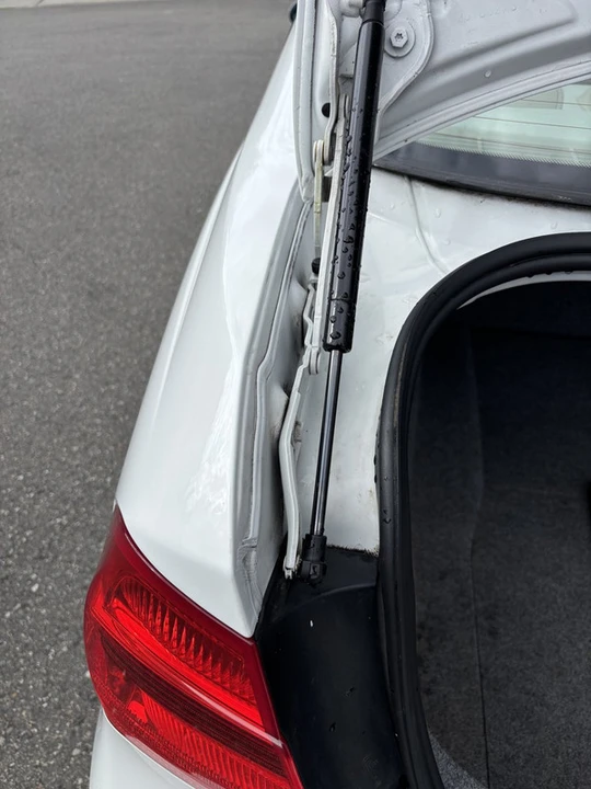 2007 BMW E90 3 Series Sedan - Image 18 of 20