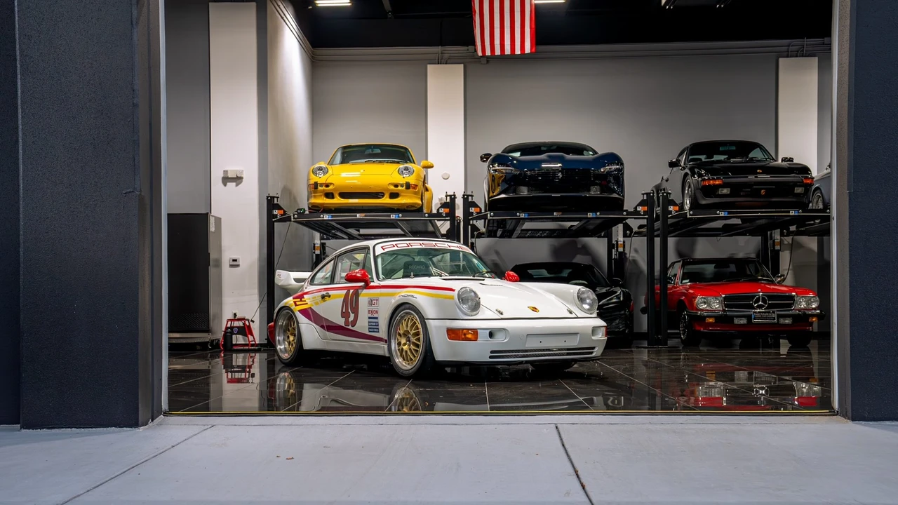 1993 Porsche 964 Carrera RS - Image 17 of 31