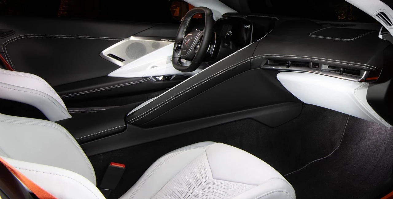 2020 Chevrolet Corvette C8 - Image 8 of 17