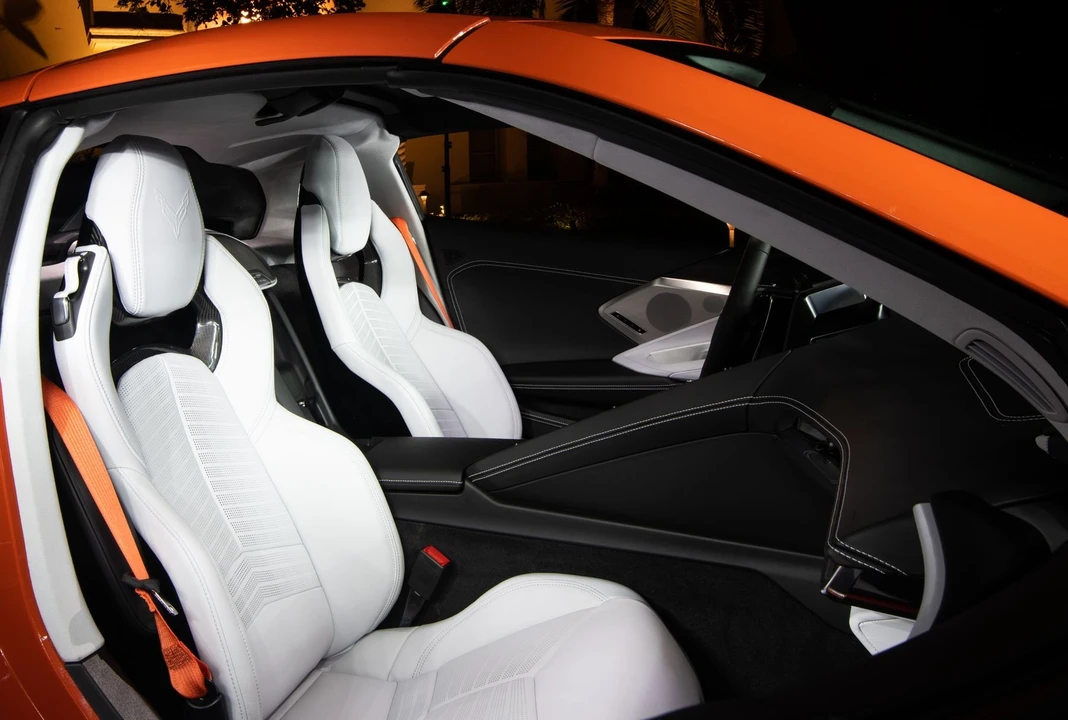 2020 Chevrolet Corvette C8 - Image 11 of 17