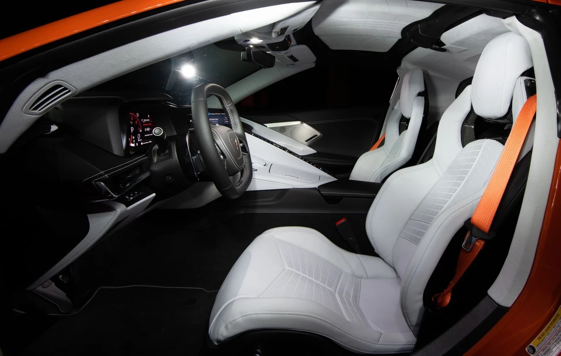 2020 Chevrolet Corvette C8 - Image 14 of 17