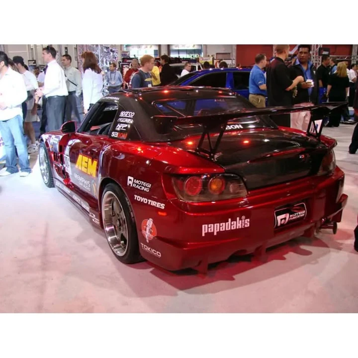 2000 Parts & Memorabilia Bodywork - Image 2 of 10