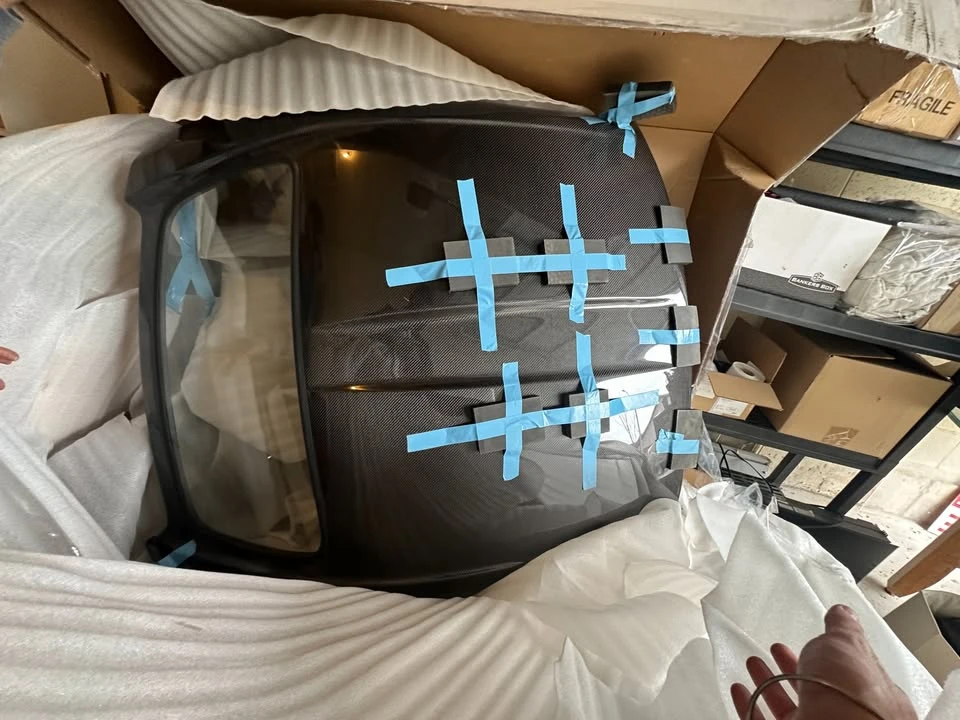 2000 Parts & Memorabilia Bodywork - Image 7 of 10