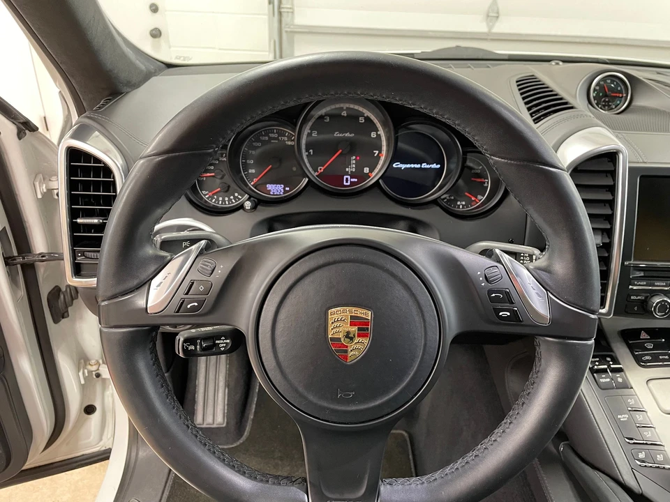2014 Porsche 958 Cayenne Turbo - Image 8 of 31