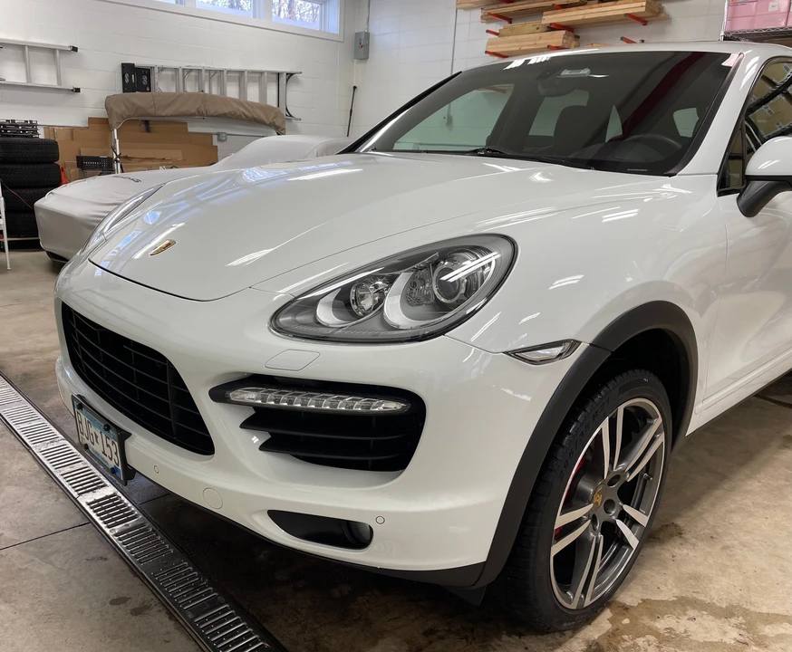2014 Porsche 958 Cayenne Turbo - Image 13 of 31