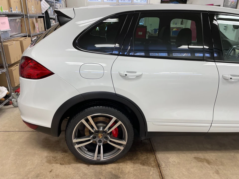 2014 Porsche 958 Cayenne Turbo - Image 18 of 31
