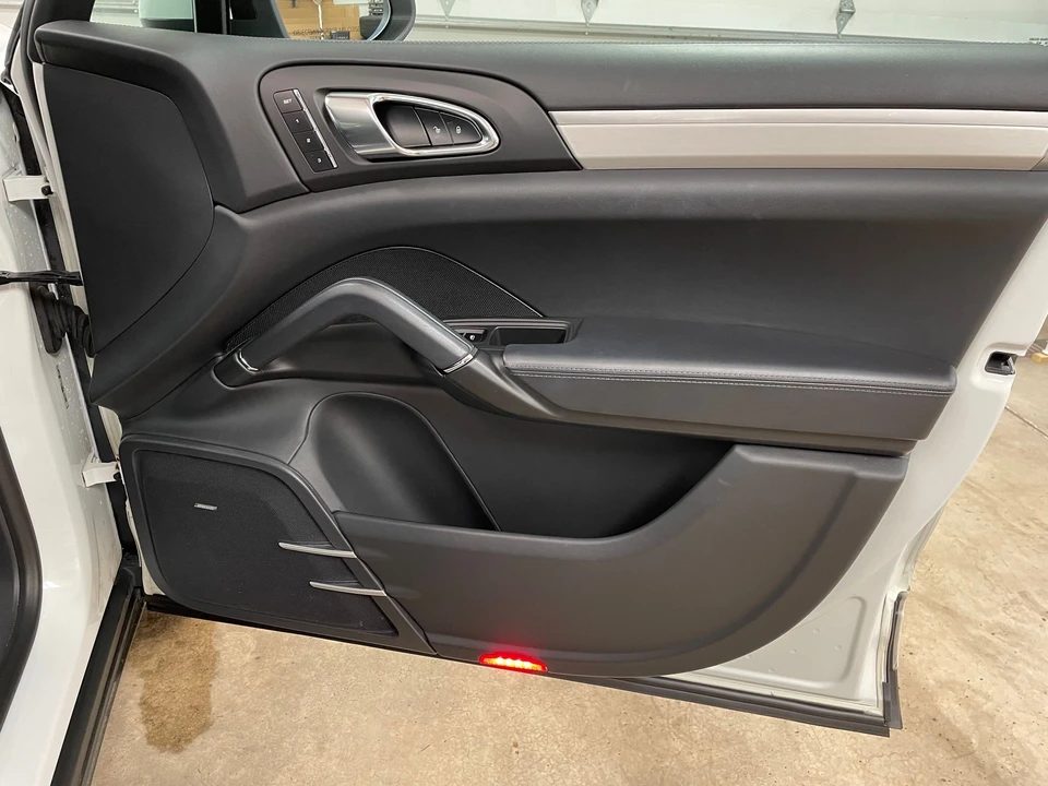 2014 Porsche 958 Cayenne Turbo - Image 22 of 31