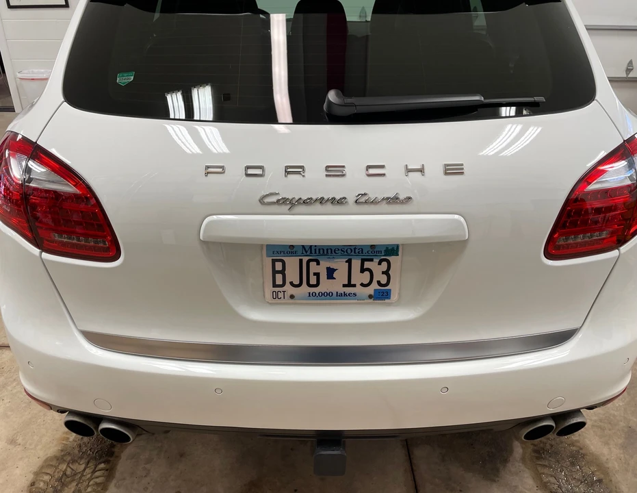 2014 Porsche 958 Cayenne Turbo - Image 27 of 31