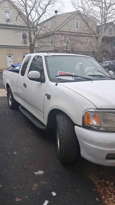 2003 Ford F-150 10th Gen - Image 2 of 2