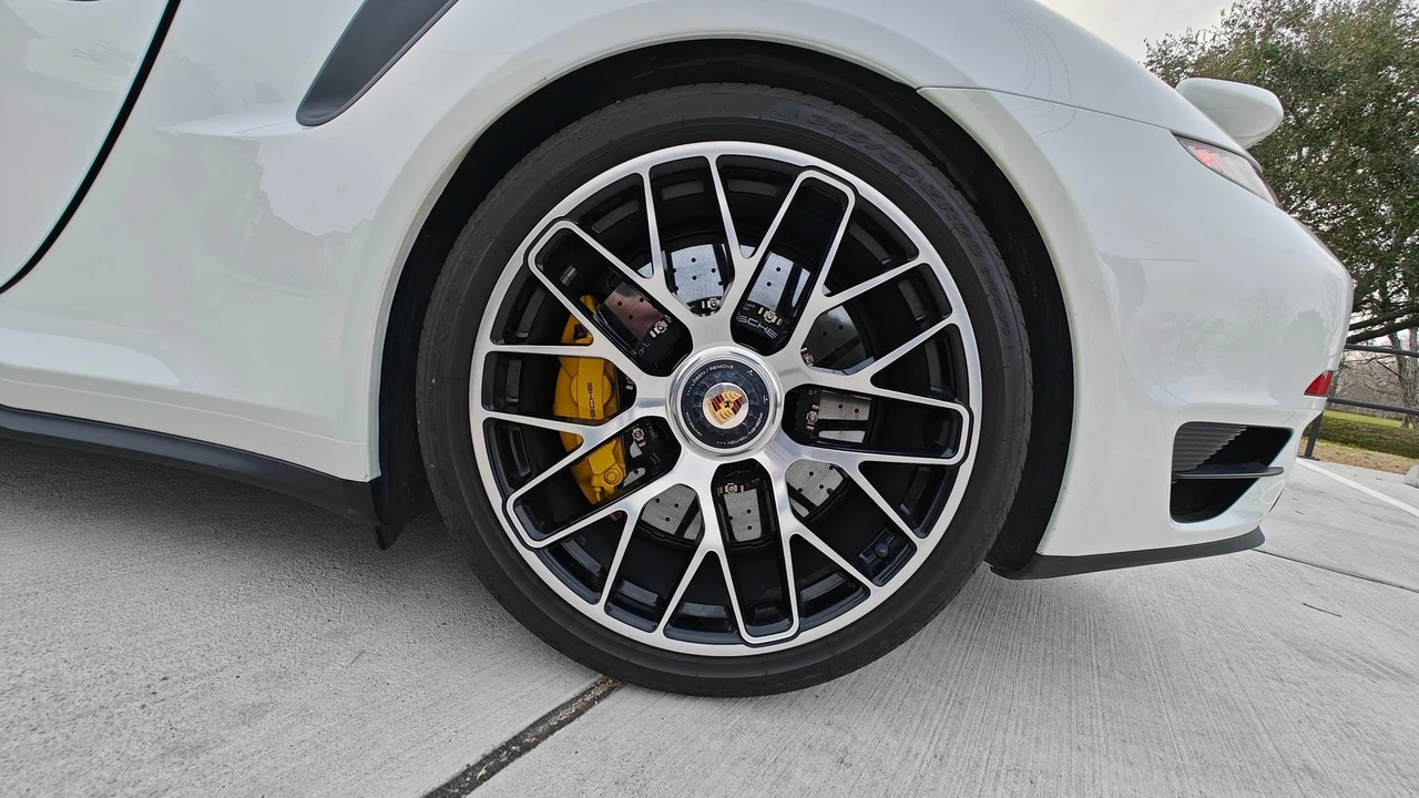 2014 Porsche 991 Turbo S - Image 17 of 25