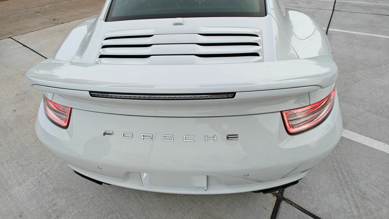 2014 Porsche 991 Turbo S - Image 12 of 25