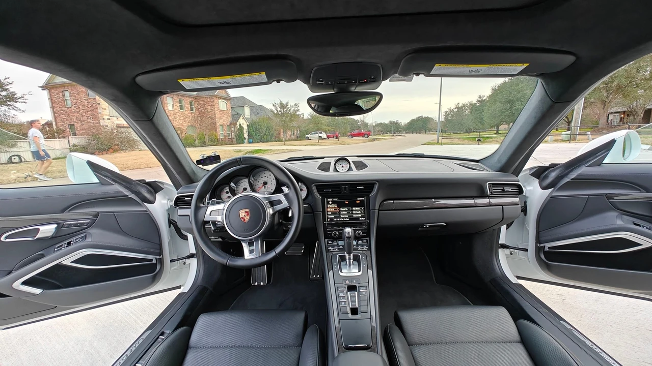 2014 Porsche 991 Turbo S - Image 13 of 25