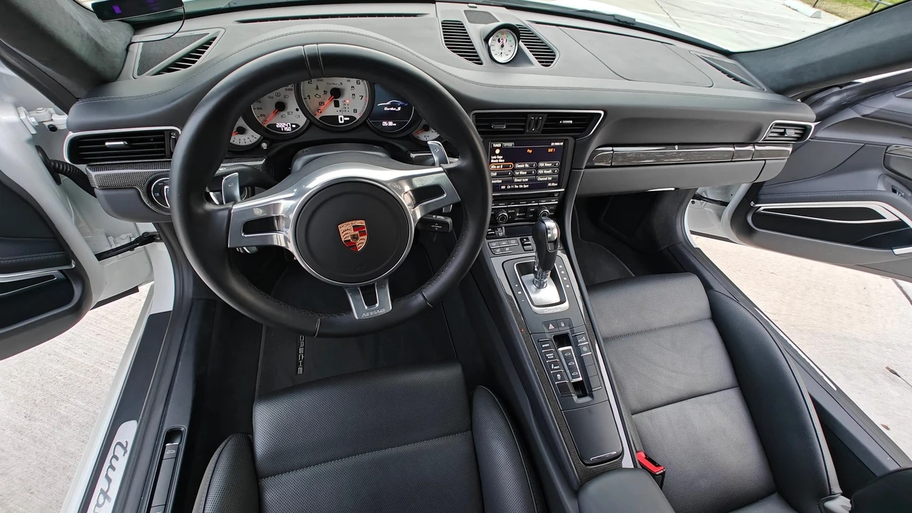 2014 Porsche 991 Turbo S - Image 18 of 25