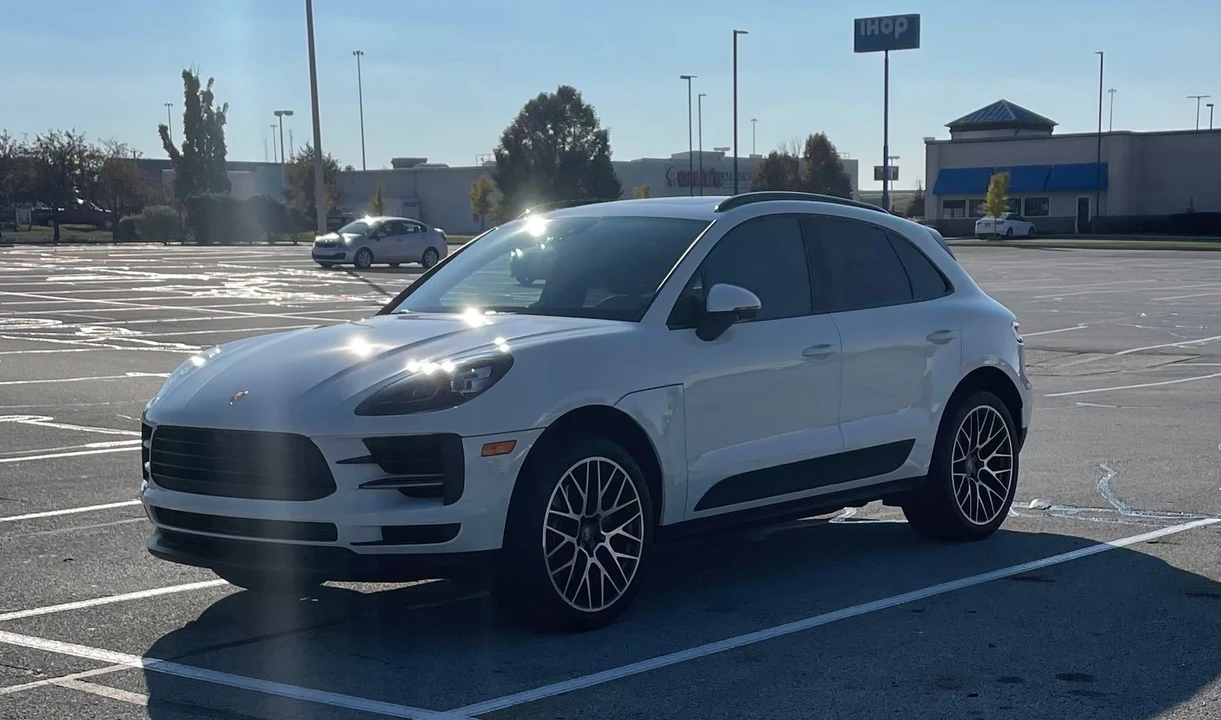 2021 Porsche Macan S - Image 2 of 18