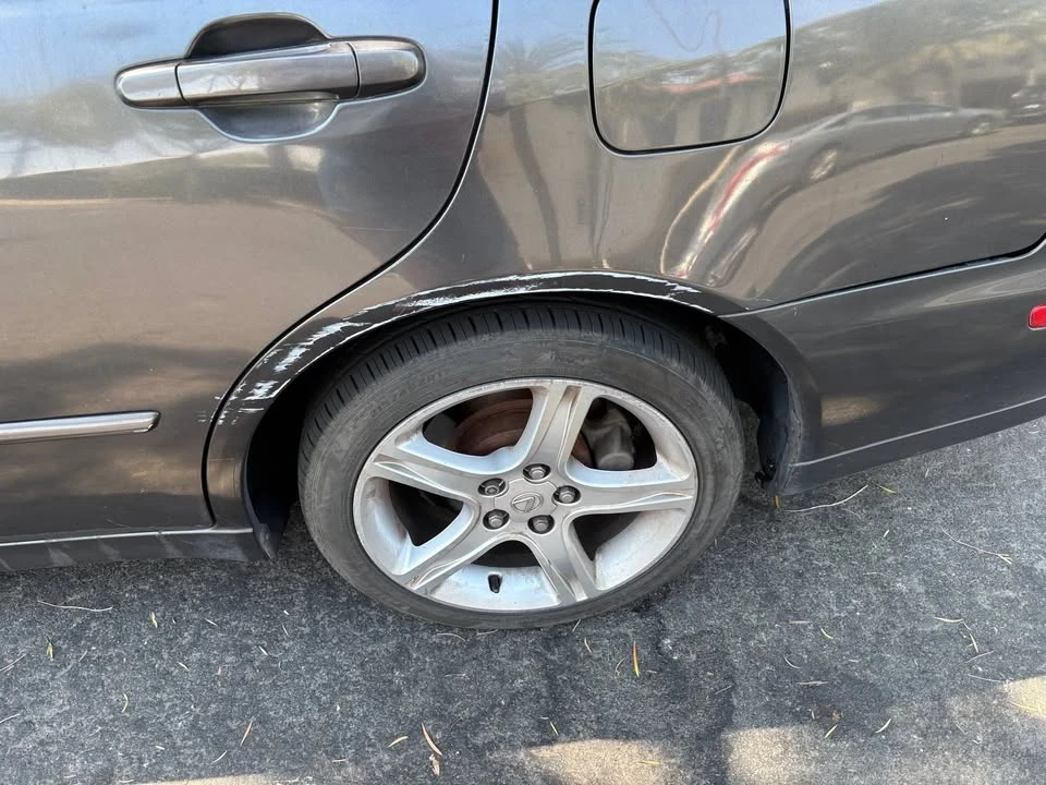 2004 Lexus IS 1st Gen - Image 5 of 10