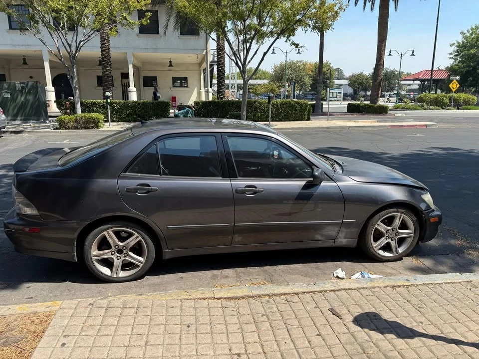 2004 Lexus IS 1st Gen - Image 10 of 10