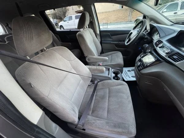 2014 Honda Odyssey - Image 12 of 19