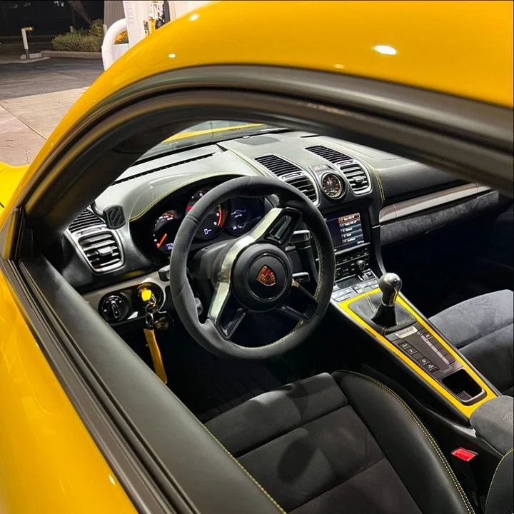 2016 Porsche 981 Cayman GT4 - Image 3 of 5