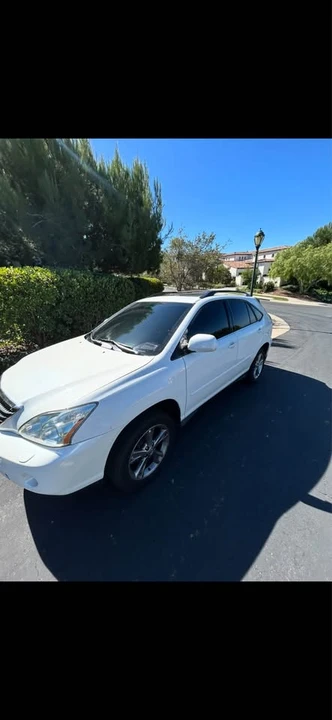 2006 Lexus RX 2nd Gen - Image 2 of 3