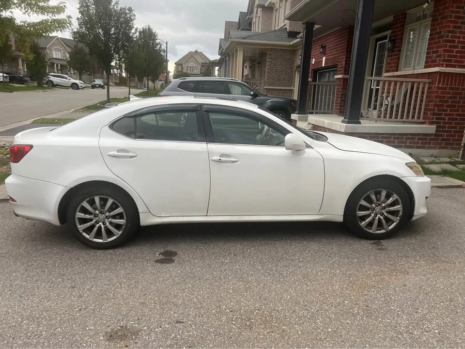 2007 Lexus IS 2nd Gen - Image 3 of 4