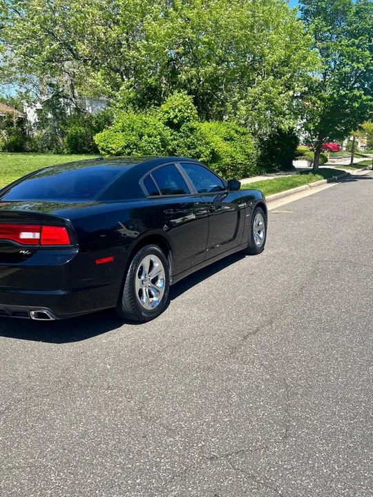 2014 Dodge Charger 7th Gen - Image 6 of 10