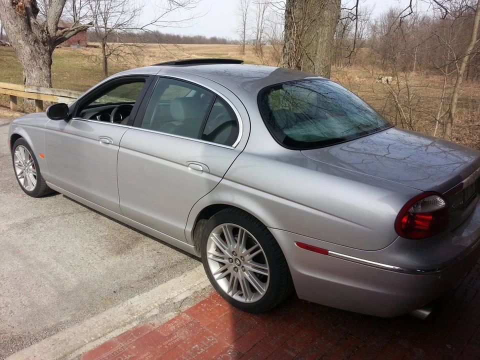 2005 Jaguar S-Type 2nd Gen - Image 3 of 5