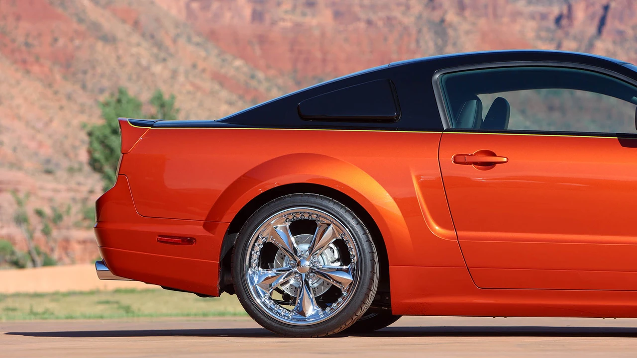 2006 Ford S197 Mustang - Image 10 of 31