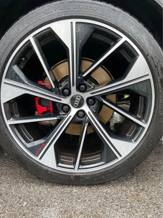 2022 Audi FY SQ5 - Image 3 of 5