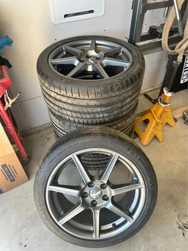 Aston Martin Wheels