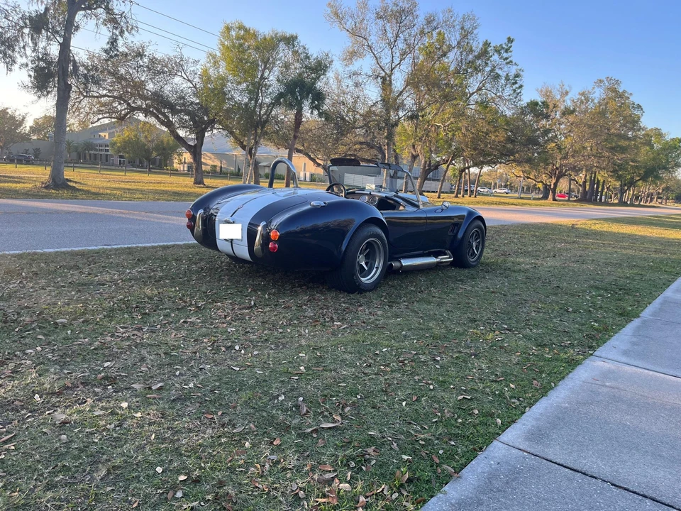 Shelby Cobra Replica - Image 7 of 31
