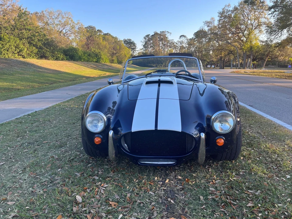 Shelby Cobra Replica - Image 11 of 31