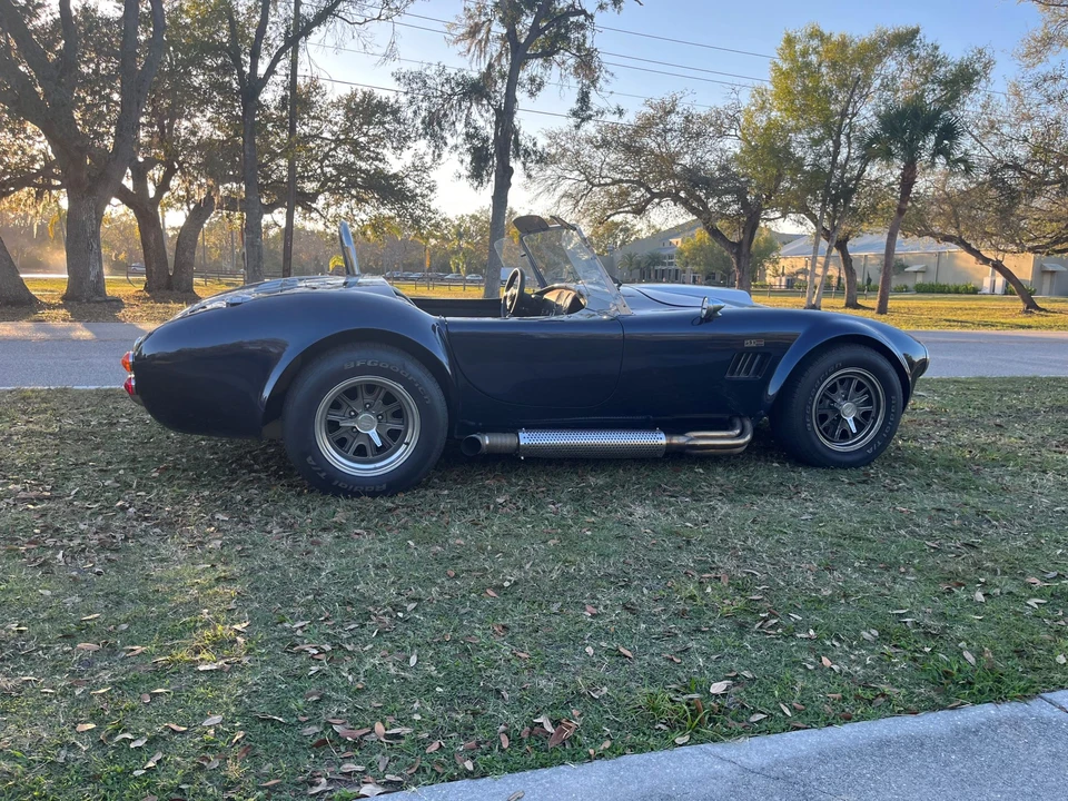 Shelby Cobra Replica - Image 8 of 31