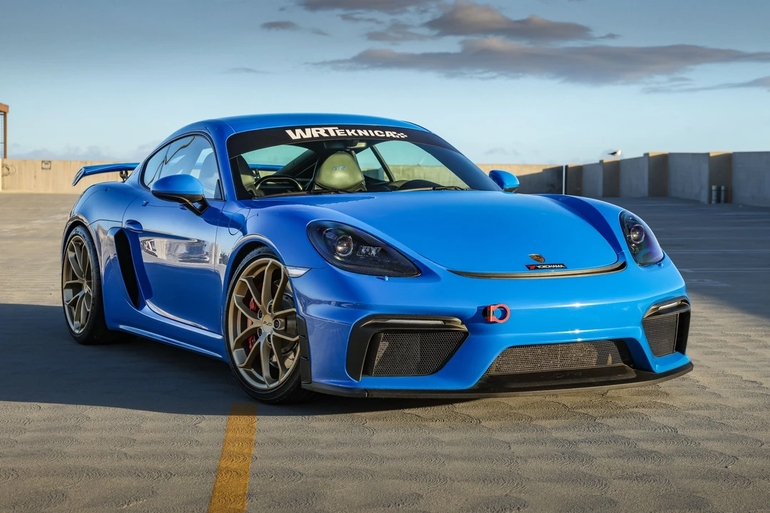 2022 Porsche 718 Cayman GT4 - Image 3 of 31