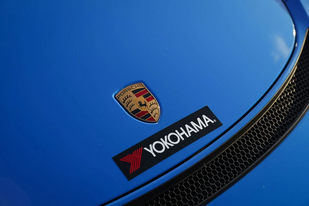 2022 Porsche 718 Cayman GT4 - Image 6 of 31