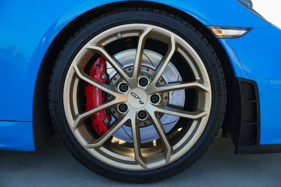 2022 Porsche 718 Cayman GT4 - Image 14 of 31
