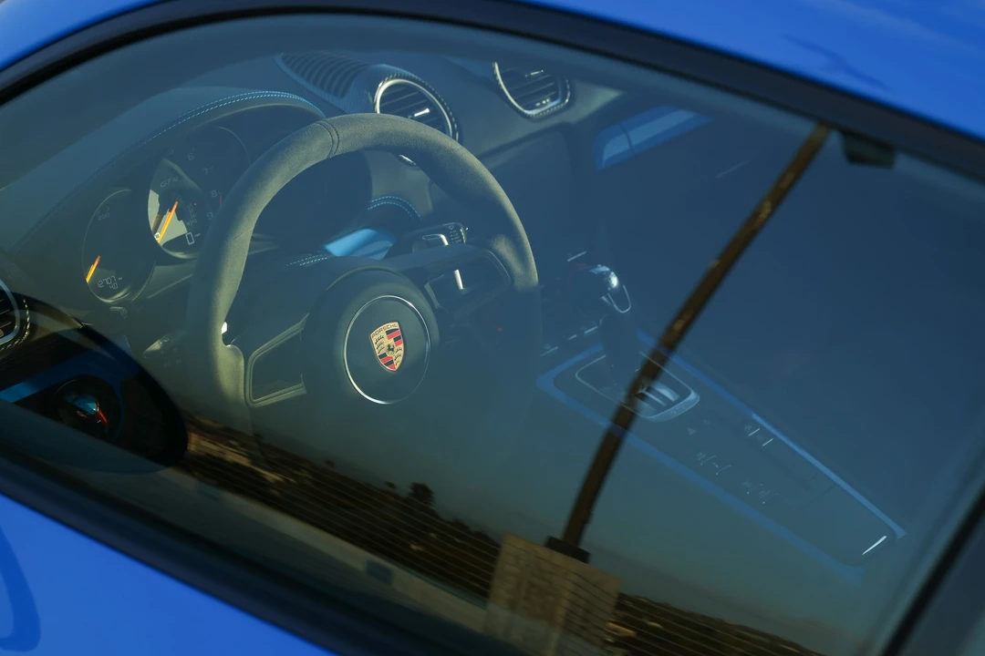 2022 Porsche 718 Cayman GT4 - Image 25 of 31