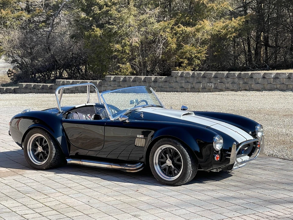 Shelby Cobra Replica - Image 5 of 31