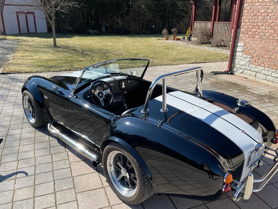 Shelby Cobra Replica - Image 21 of 31