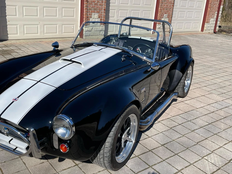 Shelby Cobra Replica - Image 27 of 31